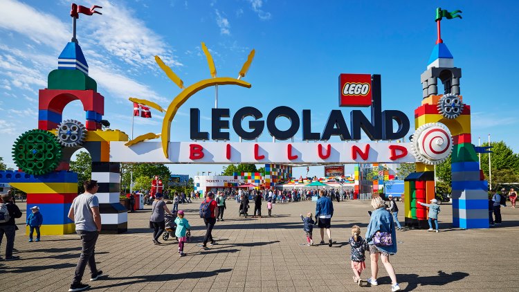 LegoLand - Công viên đồ chơi đầu tiên trên thế giới tại Đan Mạch