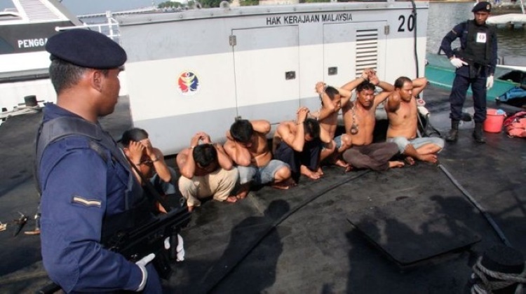 Nhóm cướp biển Indonesia bị bắt năm 2011